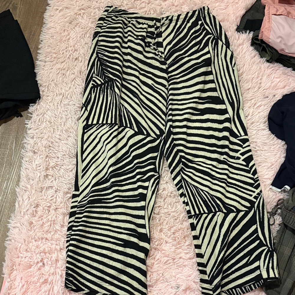 H&M Black and White Wide Leg Pants